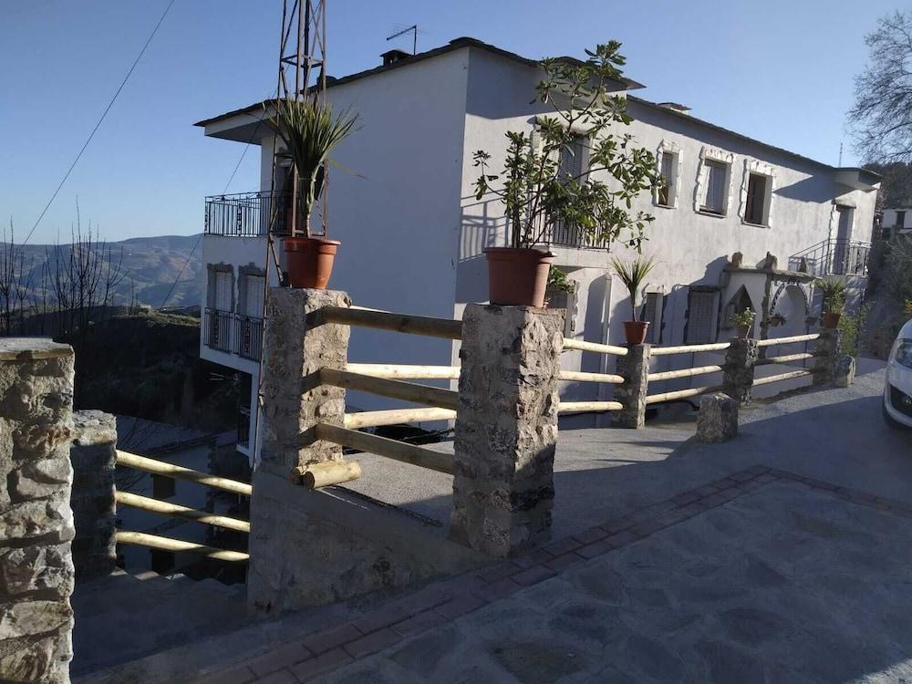 Alojamiento Rural Mirador Del Avellano Alpujarra De La Sierra Zewnętrze zdjęcie